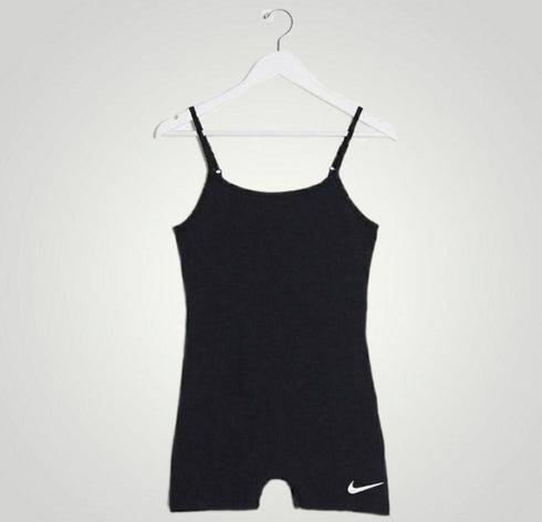 Nike Swoosh unitard in black נייקי אוברול סווש בשחור